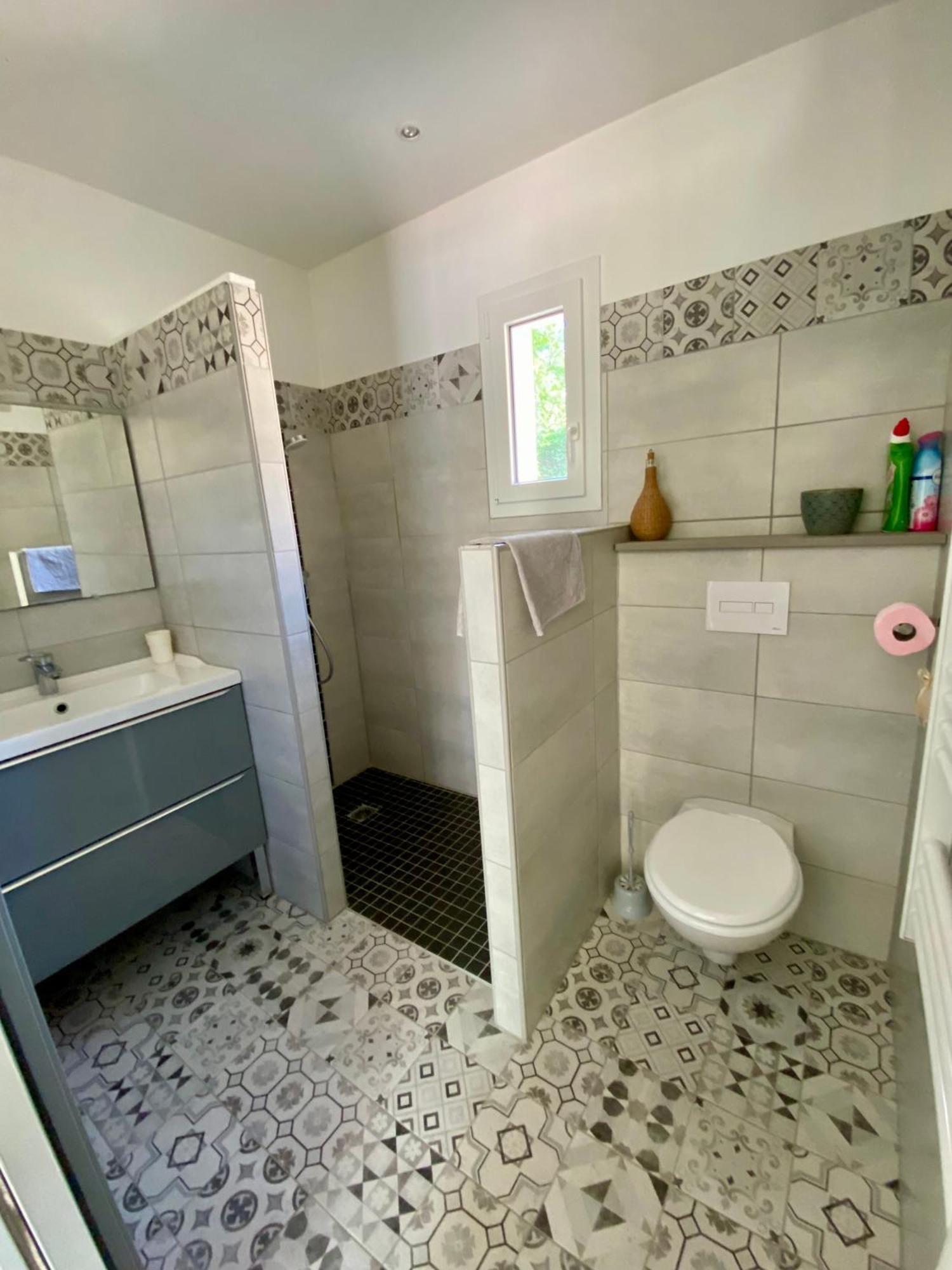 La Petite Maison Robion en Luberon Habitación foto